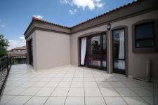 Patio - 39 square meters of property in Willow Acres Estate