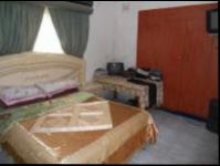 Main Bedroom - 21 square meters of property in Verulam 