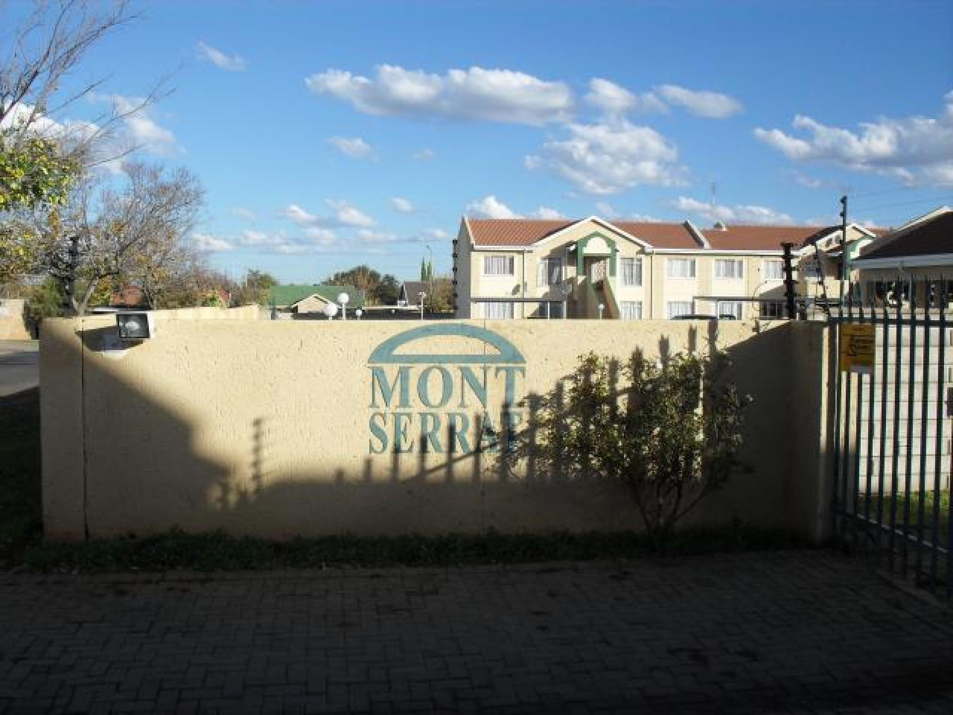 Front View of property in Potchefstroom