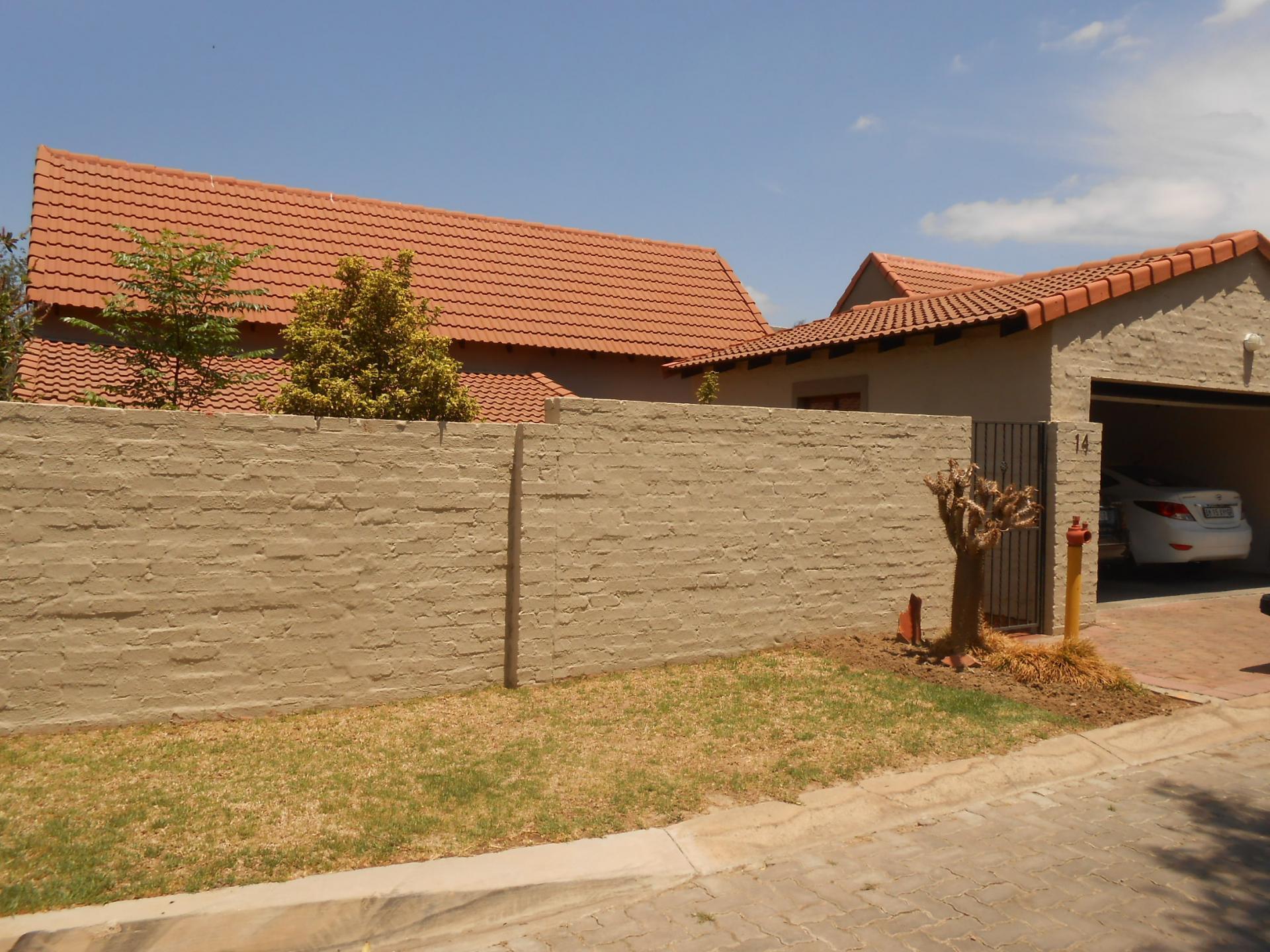 Front View of property in Northwold