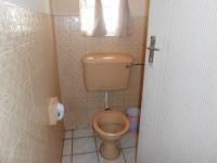 Bathroom 1 - 2 square meters of property in Lilyvale AH