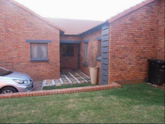 Standard Bank EasySell Cluster for Sale in Mooikloof MR119