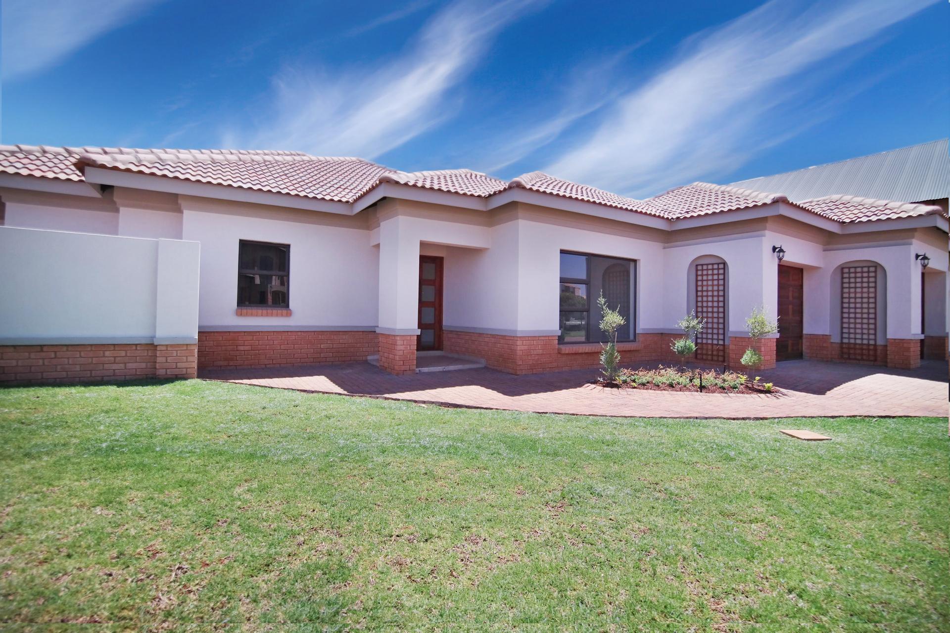 Front View of property in The Meadows Estate