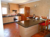 Kitchen - 30 square meters of property in Heatherview