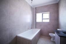 Bathroom 1 - 7 square meters of property in The Meadows Estate