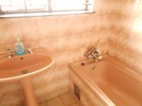 Main Bathroom - 2 square meters of property in Eldorado Park AH