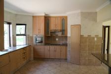 Kitchen - 29 square meters of property in Silver Lakes Golf Estate