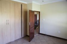 Bed Room 2 - 18 square meters of property in Silver Lakes Golf Estate