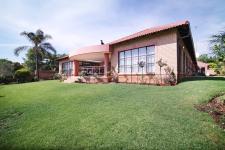 Front View of property in Woodhill Golf Estate