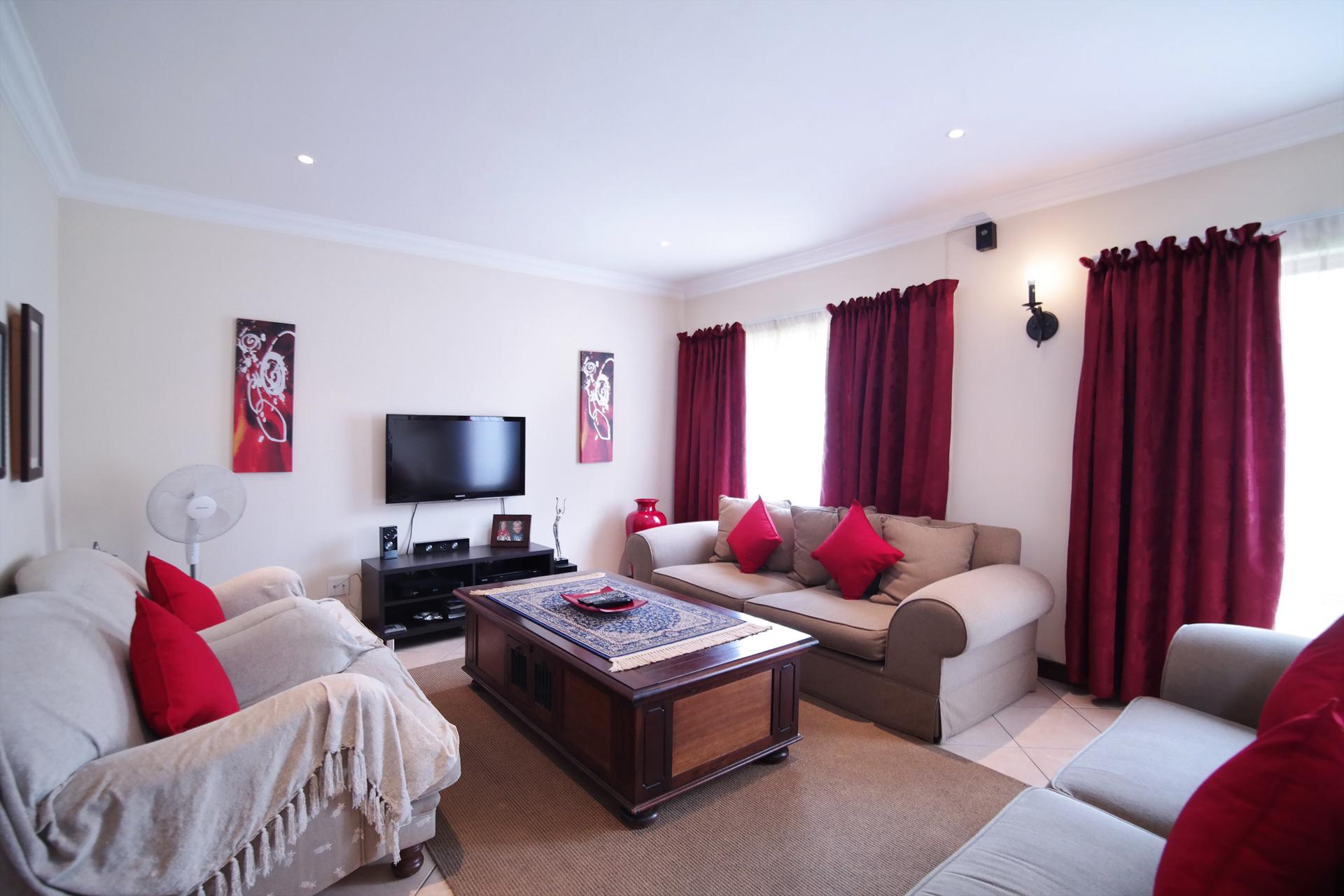 TV Room of property in Six Fountains Estate