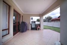 Patio - 18 square meters of property in Six Fountains Estate