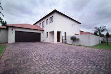 Front View of property in Six Fountains Estate