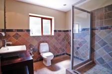 Bathroom 1 - 7 square meters of property in Woodhill Golf Estate