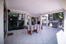 Entertainment of property in Silver Lakes Golf Estate