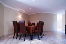 Dining Room - 31 square meters of property in Silver Lakes Golf Estate