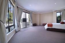 Main Bedroom - 35 square meters of property in Silver Lakes Golf Estate