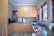 Scullery - 25 square meters of property in Woodhill Golf Estate