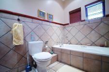 Bathroom 3+ - 14 square meters of property in Woodhill Golf Estate