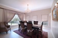 Dining Room - 20 square meters of property in Silverwoods Country Estate