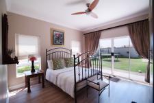 Bed Room 1 - 20 square meters of property in Silverwoods Country Estate
