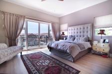 Main Bedroom - 32 square meters of property in Silverwoods Country Estate