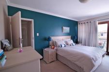 Main Bedroom - 18 square meters of property in Boardwalk Manor Estate