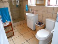 Main Bathroom - 7 square meters of property in Meerhof