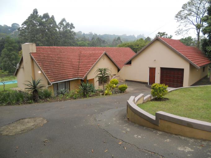 3 Bedroom House for Sale For Sale in Kloof  - Private Sale - MR119721