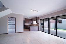 Dining Room - 20 square meters of property in Six Fountains Estate