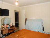 Main Bedroom - 13 square meters of property in Lenasia South