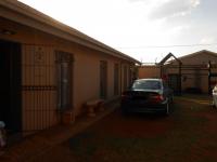 Spaces - 54 square meters of property in Lenasia