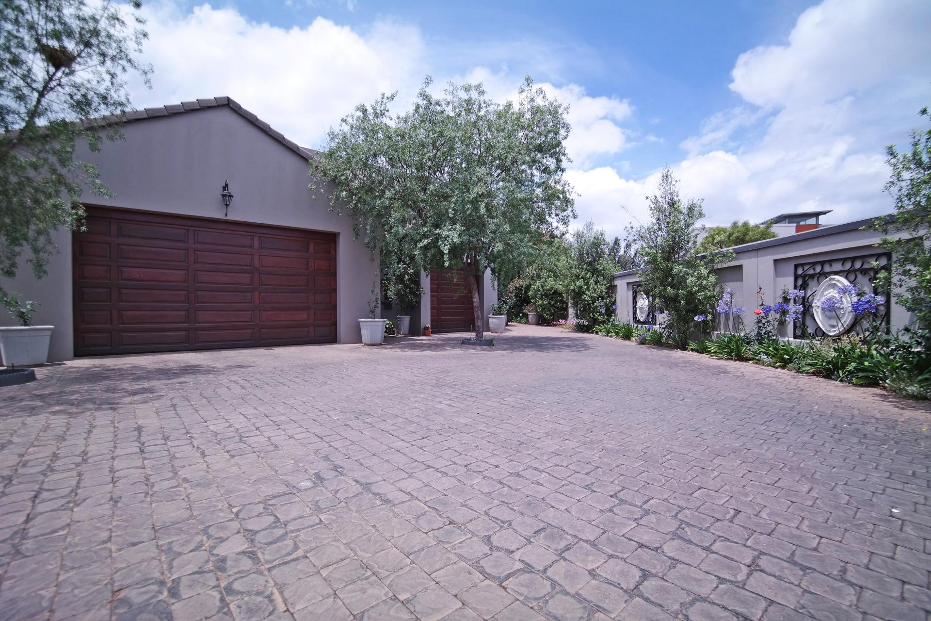 Front View of property in Six Fountains Estate