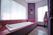 Main Bathroom - 20 square meters of property in Six Fountains Estate
