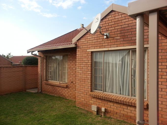 3 Bedroom Sectional Title for Sale For Sale in Willow Park Manor - Private Sale - MR119950