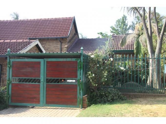 3 Bedroom House to Rent in Garsfontein - Property to rent - MR120026