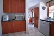 Scullery - 15 square meters of property in Woodhill Golf Estate