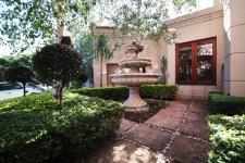 Garden of property in Woodhill Golf Estate