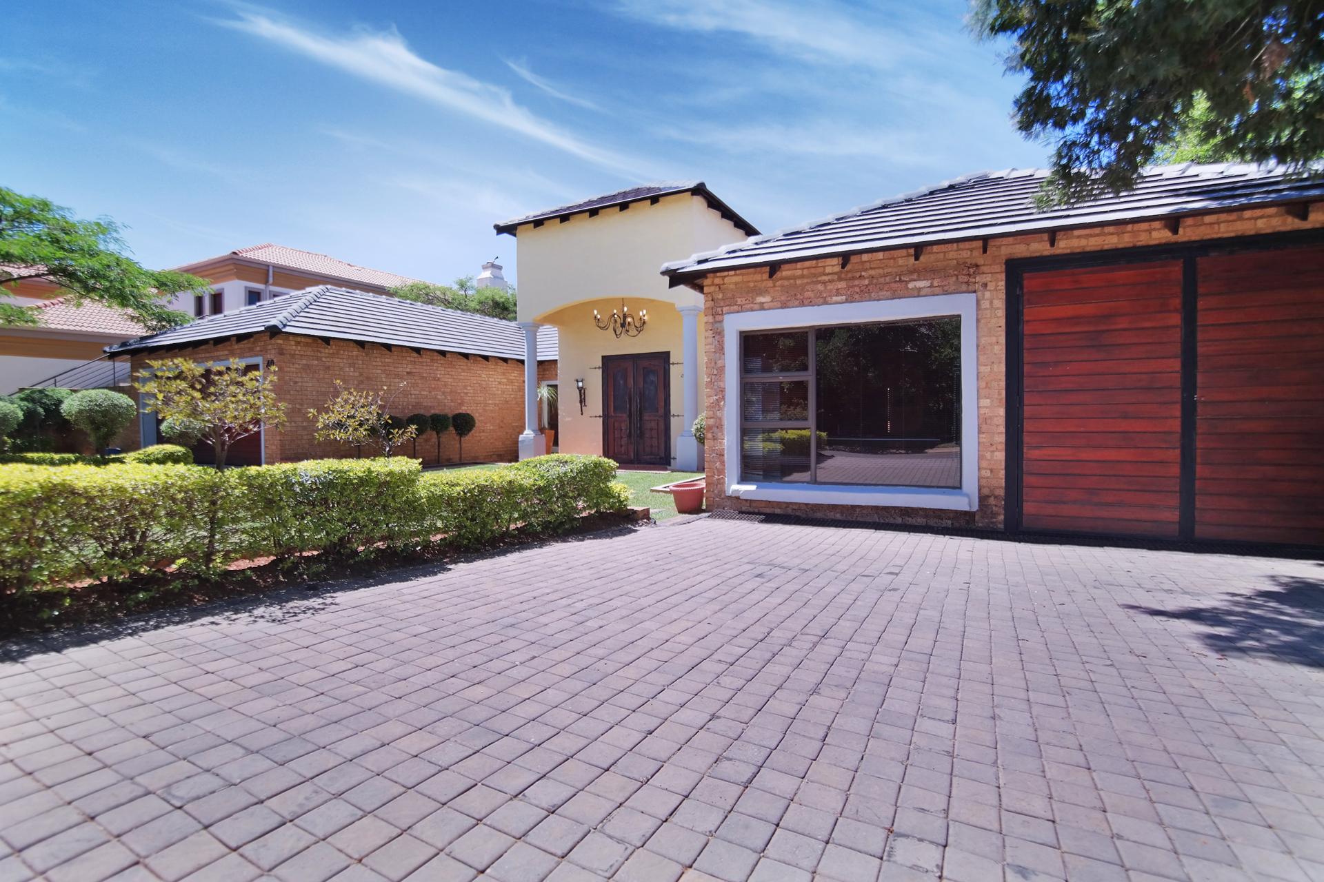 Front View of property in Woodhill Golf Estate