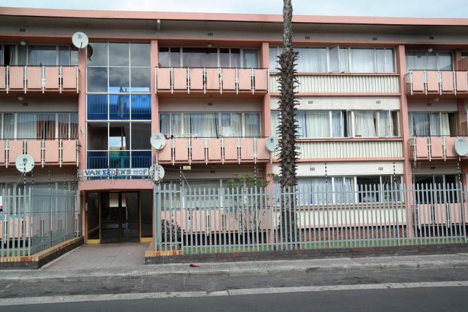 1 Bedroom Apartment for Sale For Sale in Parow Central - Home Sell - MR120096