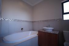 Bathroom 2 - 6 square meters of property in The Wilds Estate