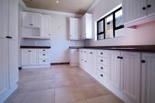 Kitchen - 17 square meters of property in Silverwoods Country Estate