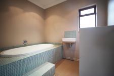 Bathroom 2 - 15 square meters of property in Silver Lakes Golf Estate