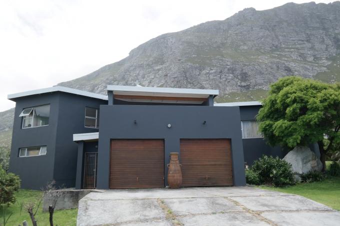 4 Bedroom House for Sale For Sale in Bettys Bay - Private Sale - MR120210