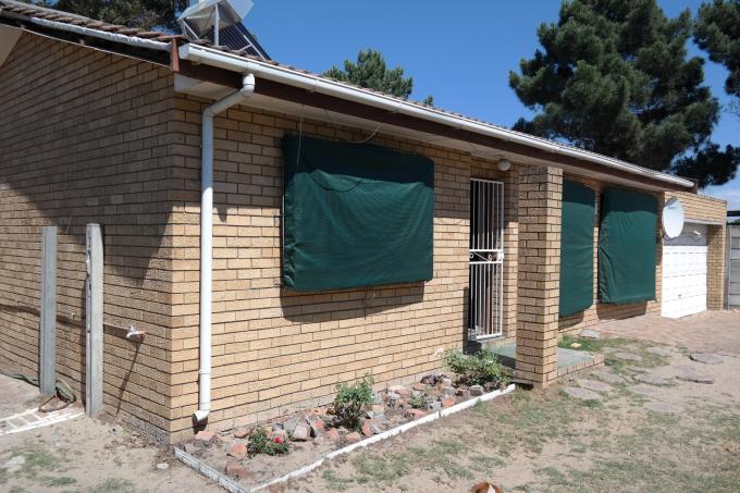 2 Bedroom House for Sale For Sale in Kraaifontein - Private Sale - MR120272