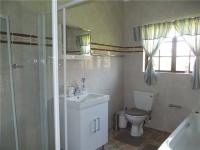 Main Bathroom of property in Middelburg - MP