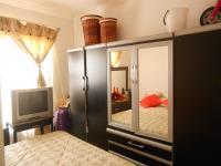 Main Bedroom - 9 square meters of property in Krugersdorp