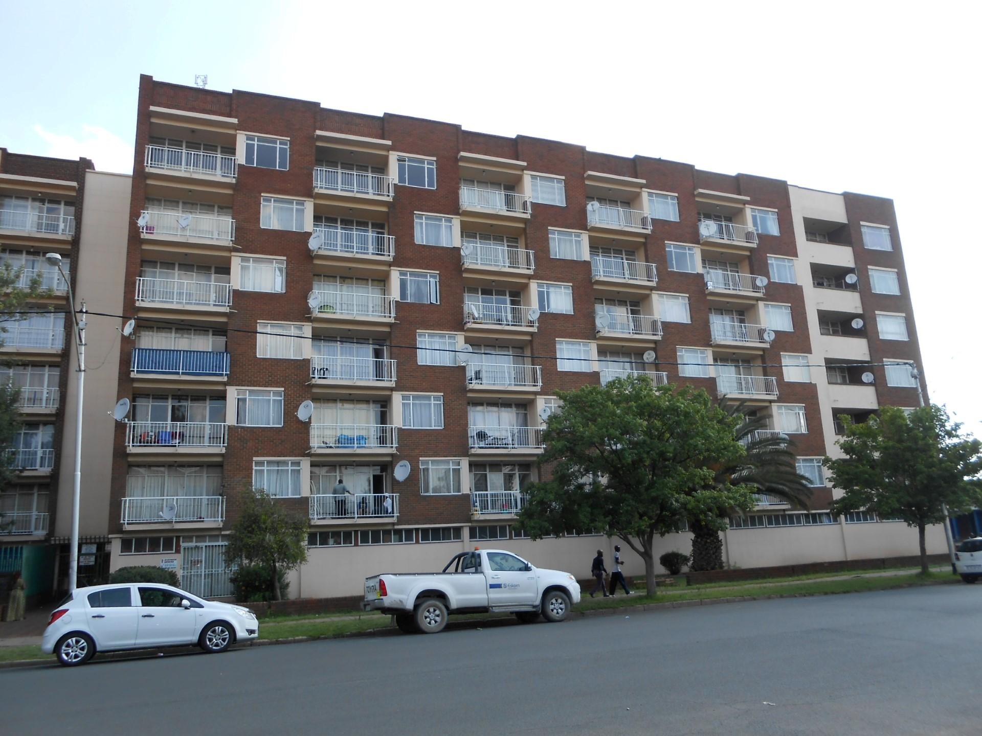 Front View of property in Vereeniging