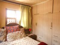 Bed Room 2 - 9 square meters of property in Naturena