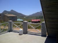 Spaces - 44 square meters of property in Pringle Bay