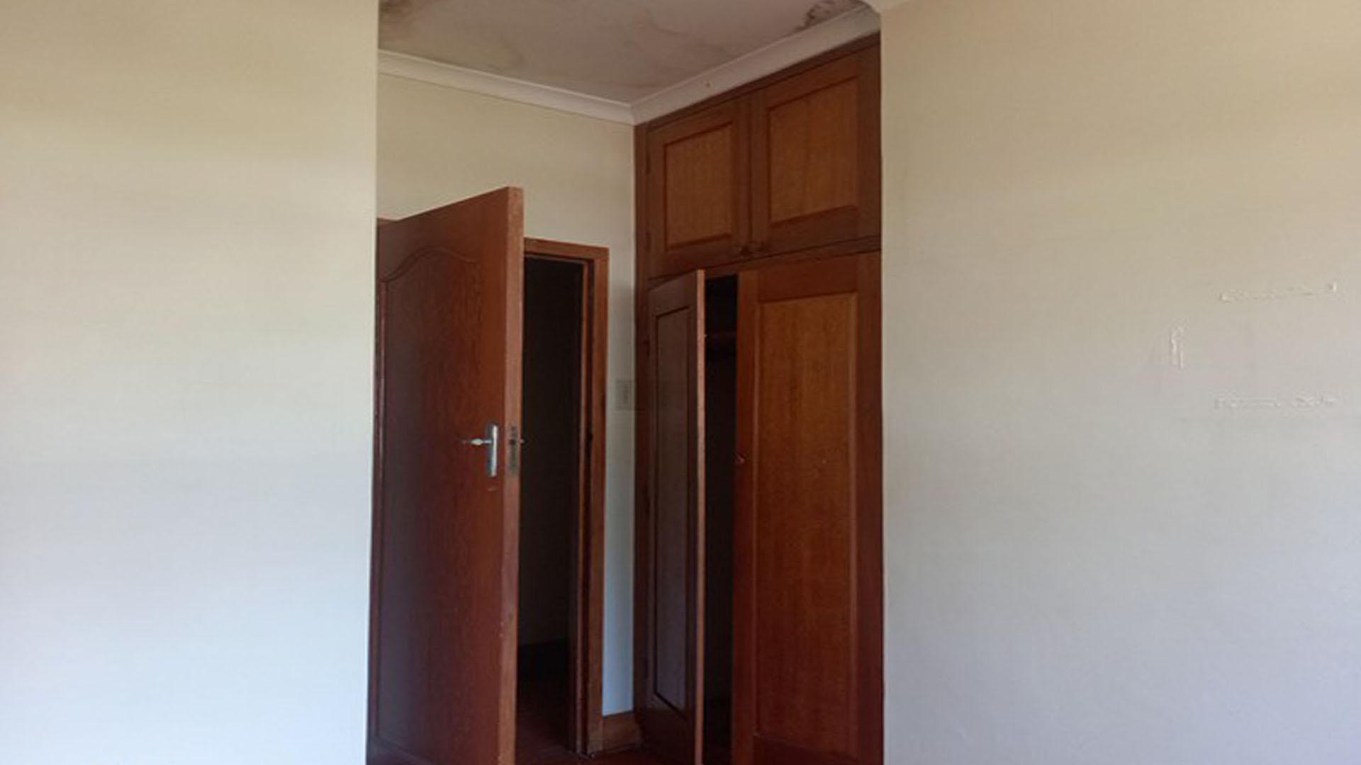 Bed Room 3 - 11 square meters of property in Glenwood - DBN